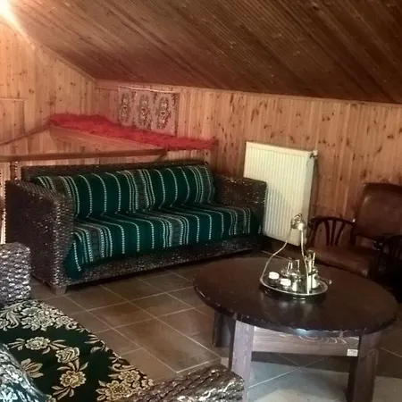 Guest house Chotos